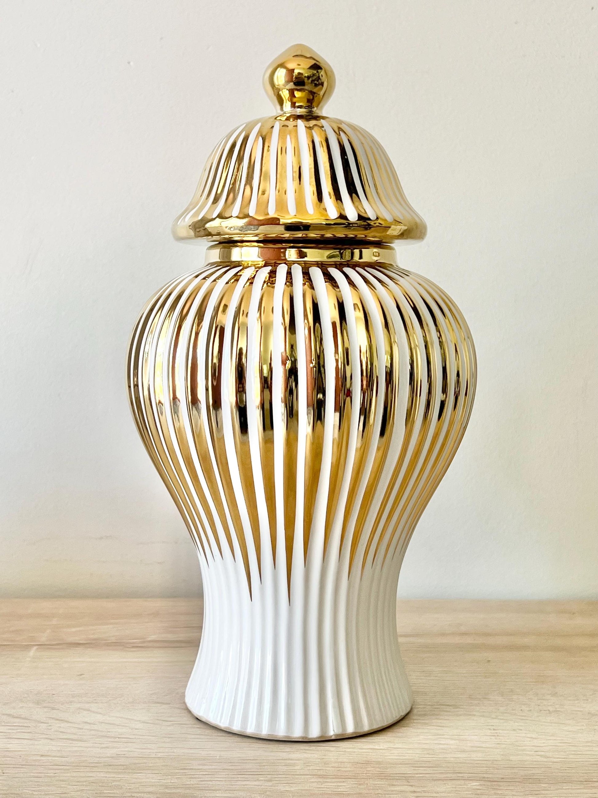 Ceramic Tinaja Ginger Jar for Orishas Oshun