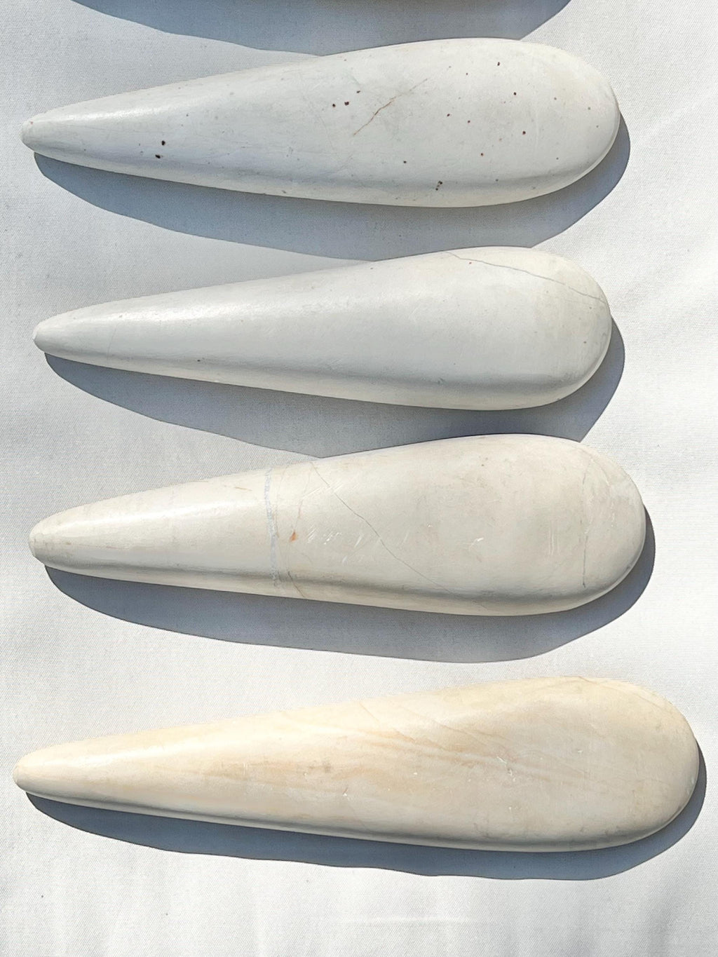 Rare White Lighting Stone / Piedra de Rayo Blanca