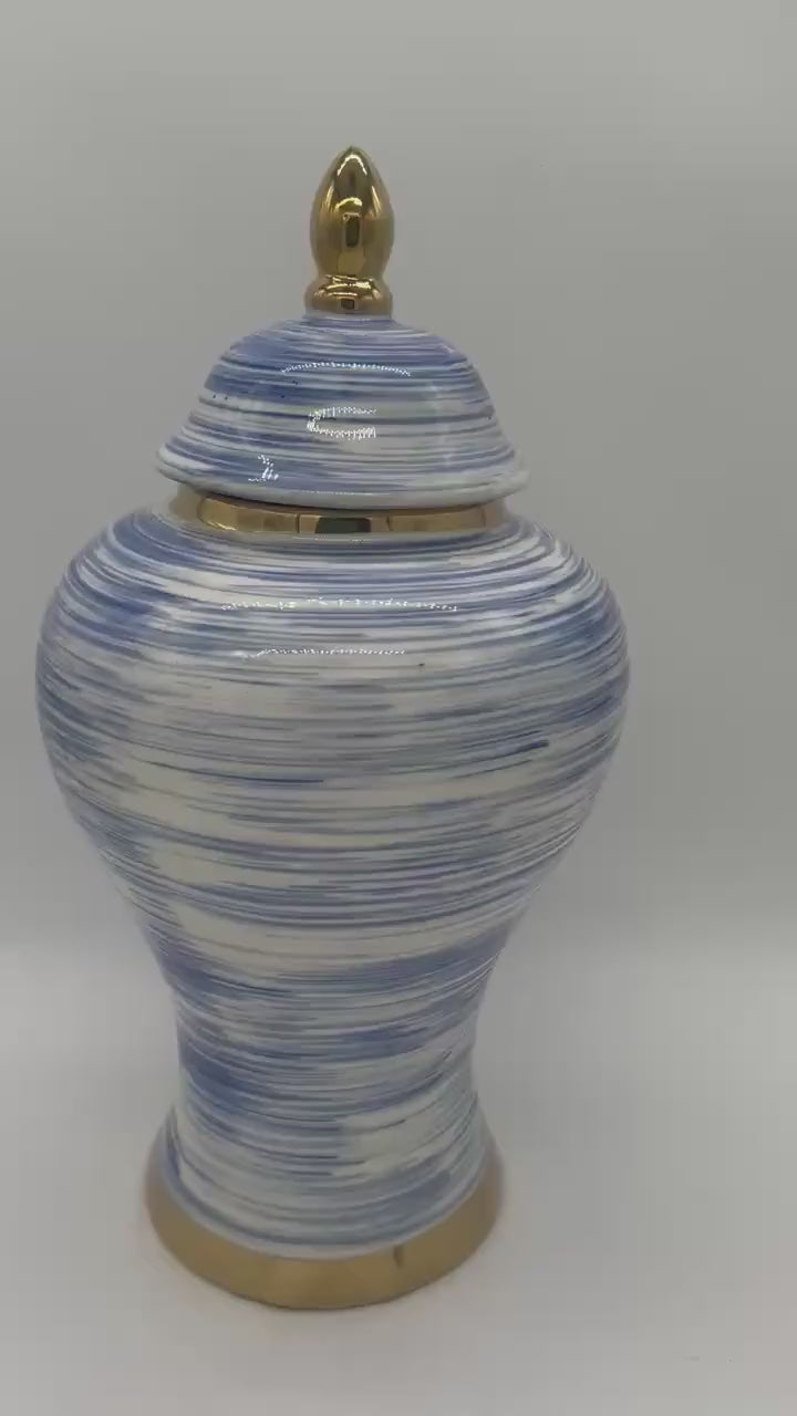 Tinaja con líneas azules para Olokun o Yemaya - Ginger jar with blue lines for Olokun or Yemaya